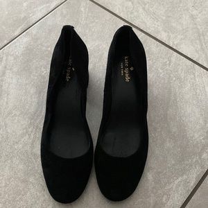 Kate Spade | Beverly Suede Block Heel Pumps | Black - 8.5